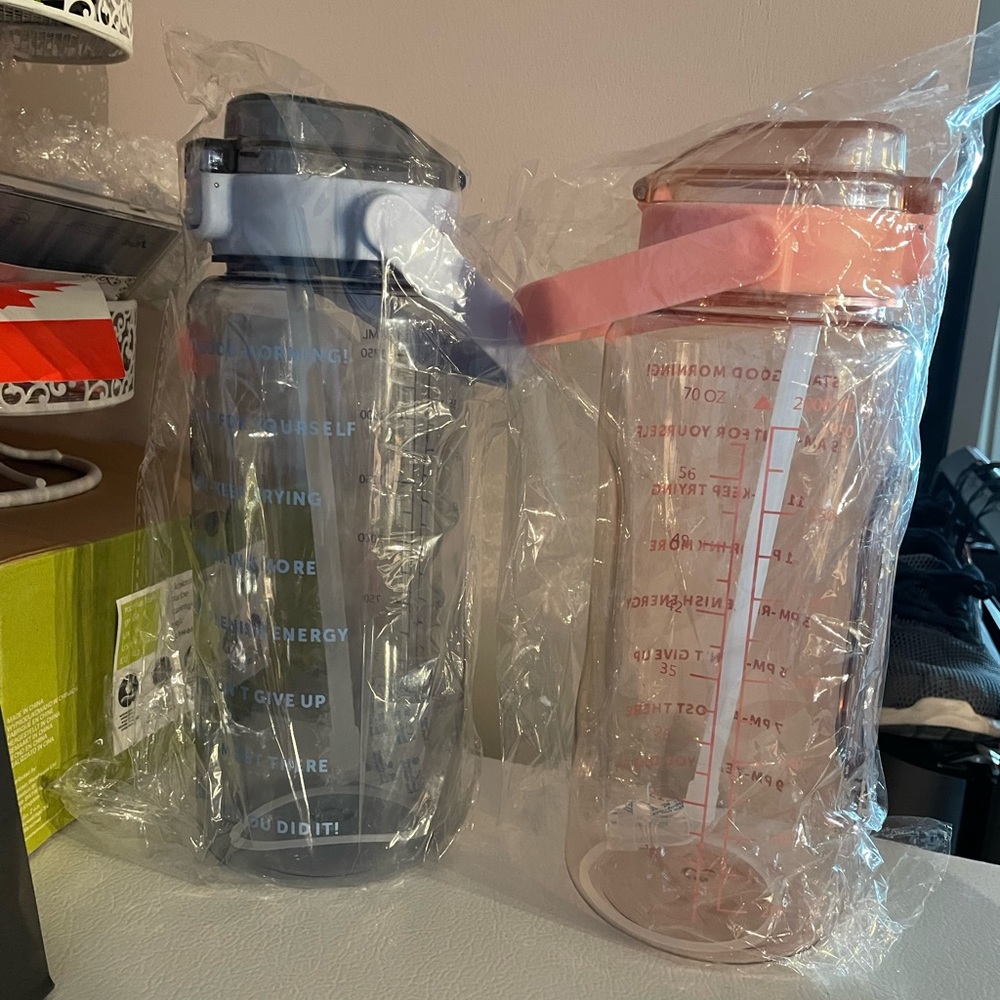 2L water bottle